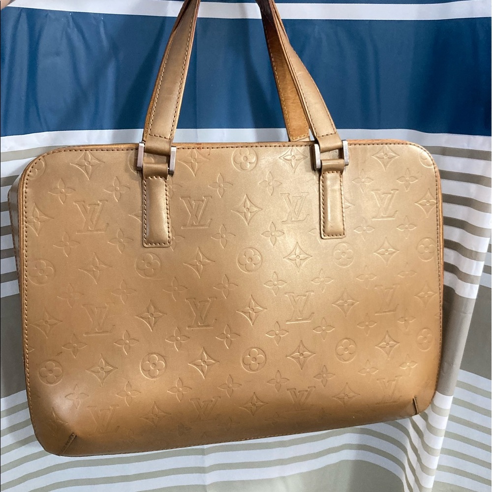 Louis Vuitton Monogram Gold Leather Bag Authentic - Picture 2 of 16